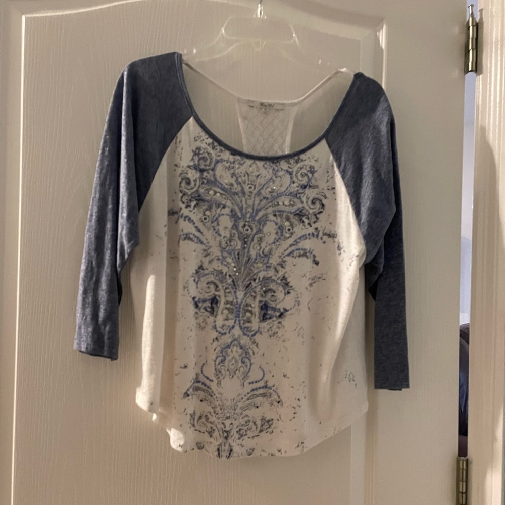 Miss Me shirt in Size M